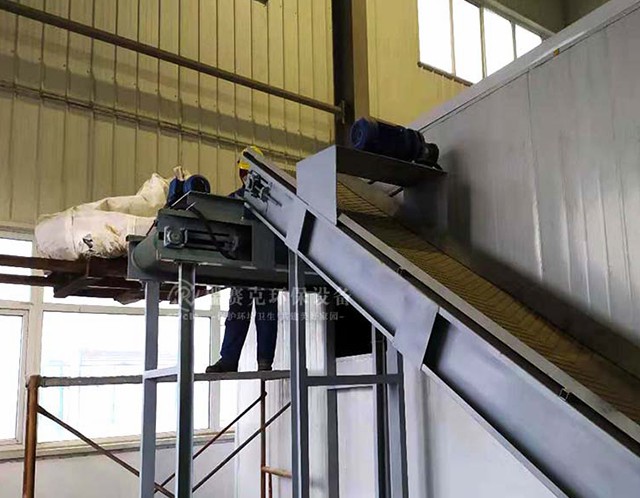 報(bào)廢后無(wú)從去處的電池用經(jīng)濟(jì)又環(huán)保的鋰電池回收設(shè)備線